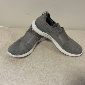 APL tech loom bliss sz 6